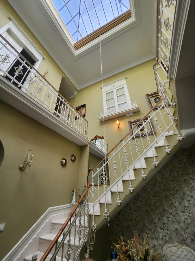 Hotel Boutique Iulia 5 Estrellas Medina de las Torres 外观 照片