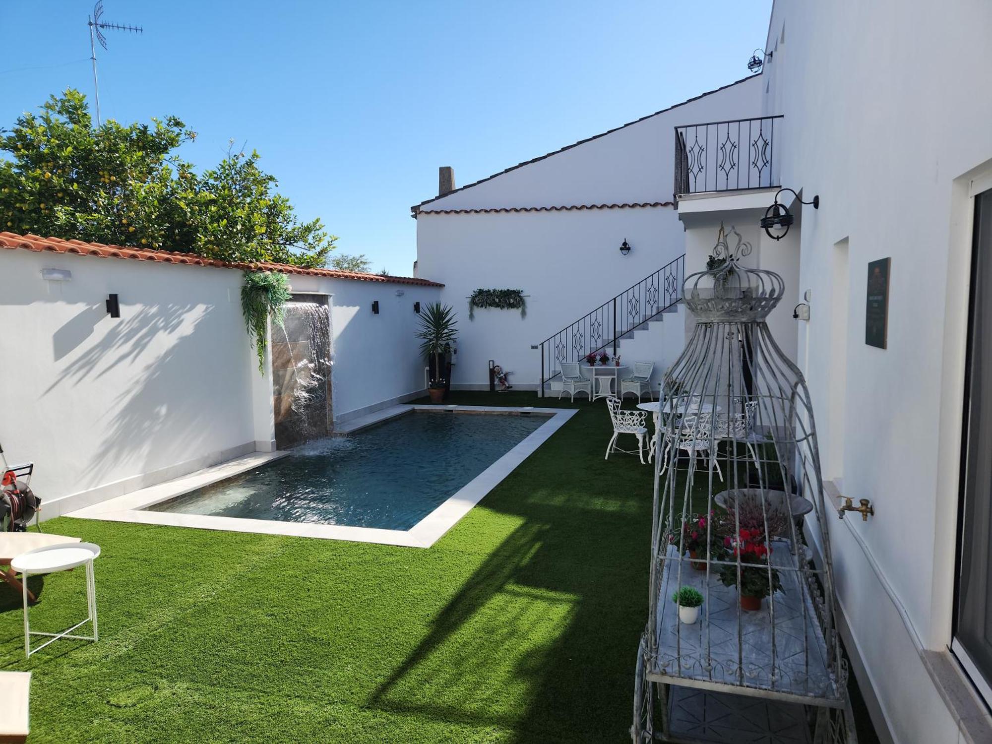 Hotel Boutique Iulia 5 Estrellas Medina de las Torres 外观 照片