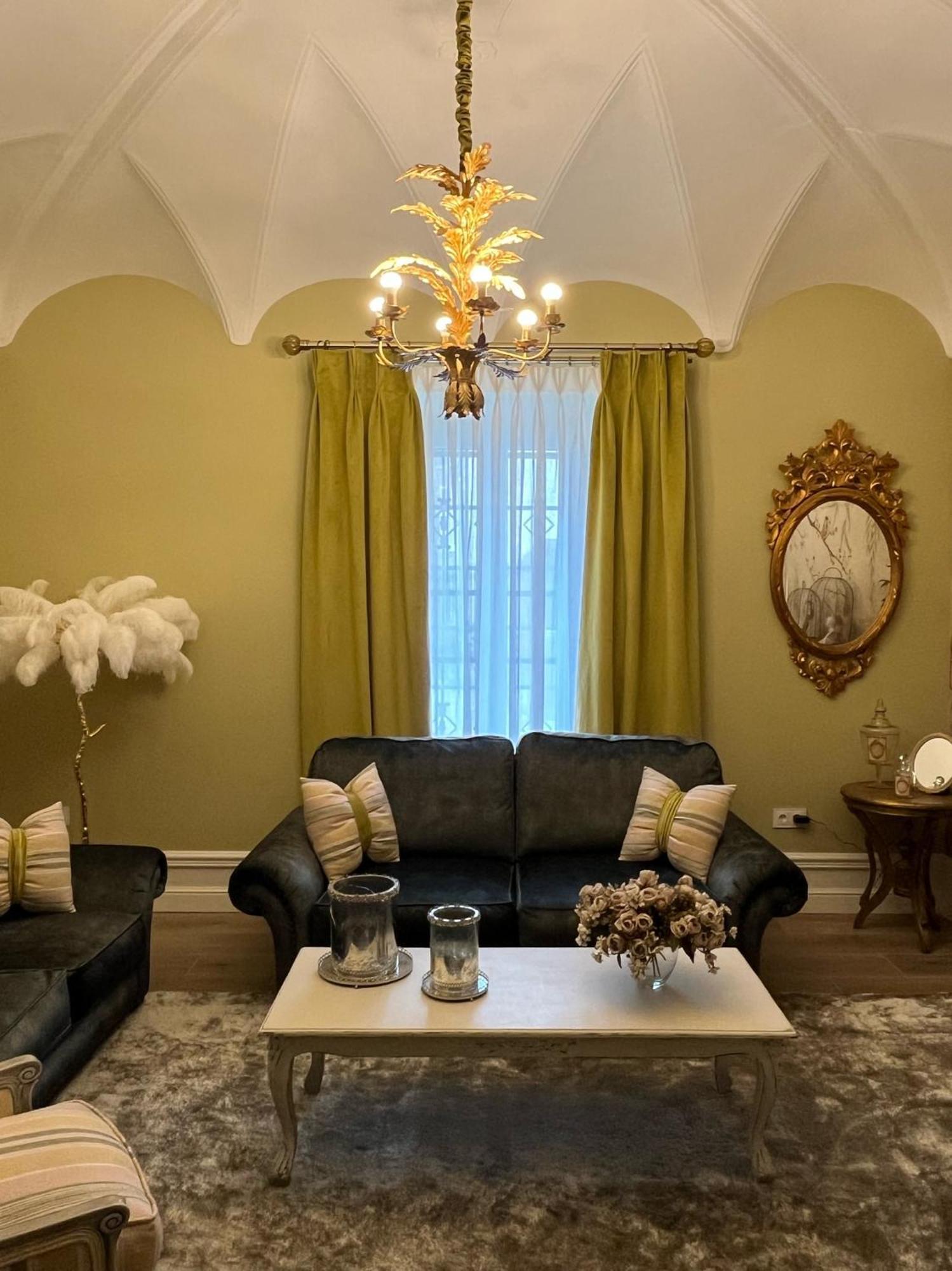 Hotel Boutique Iulia 5 Estrellas Medina de las Torres 外观 照片